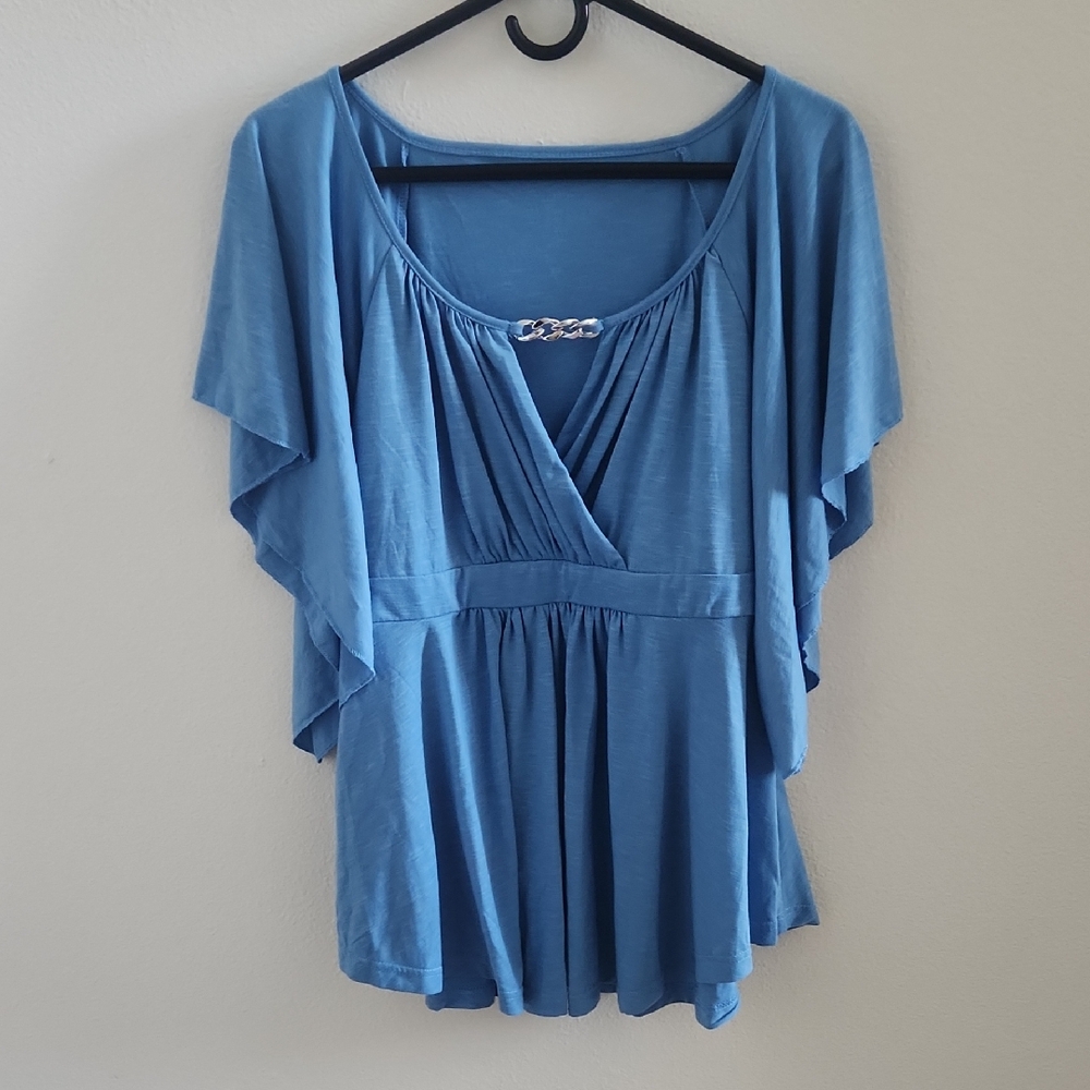 Light Blue Flowy Women's Top With Silver Chain